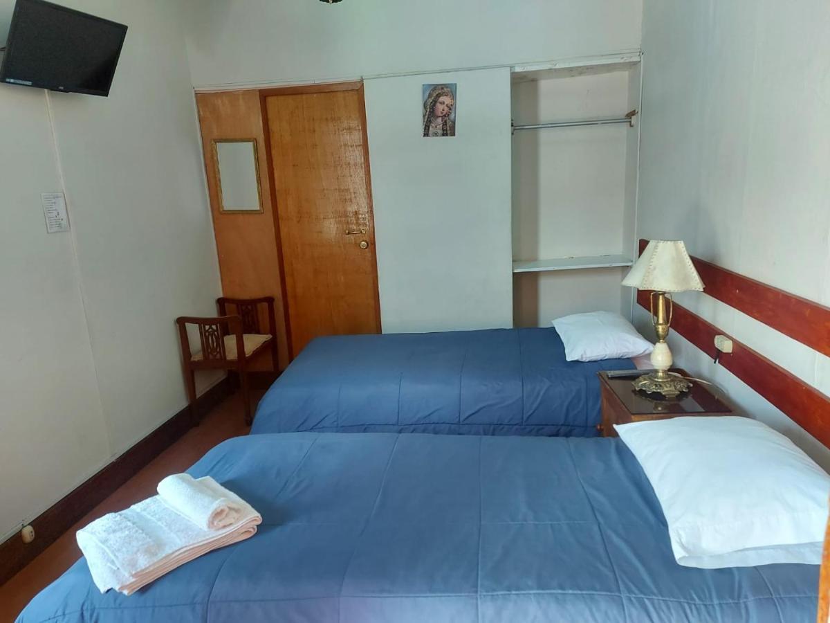 Hostal Lluvia De Oro Arequipa Exterior photo