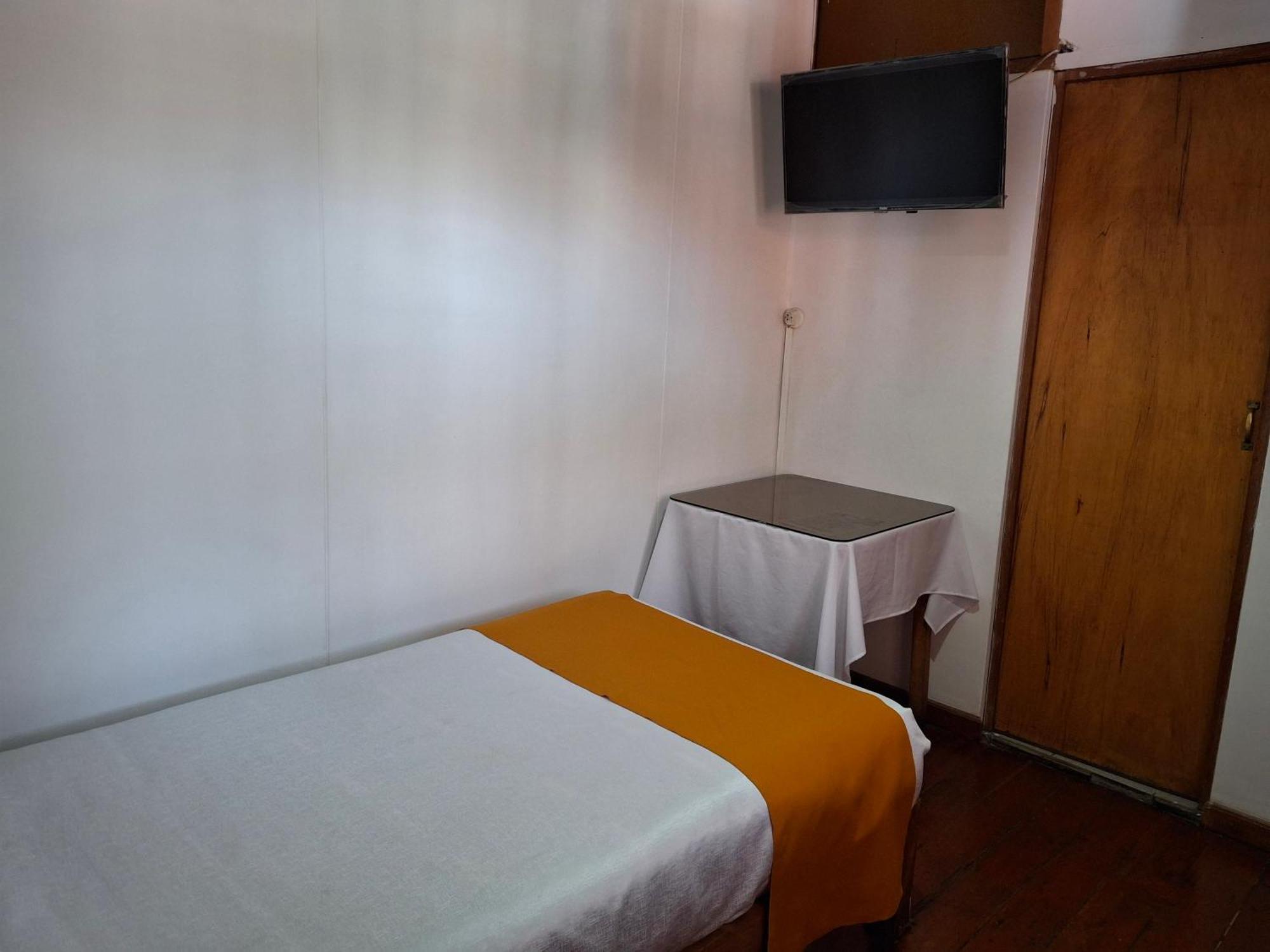 Hostal Lluvia De Oro Arequipa Exterior photo