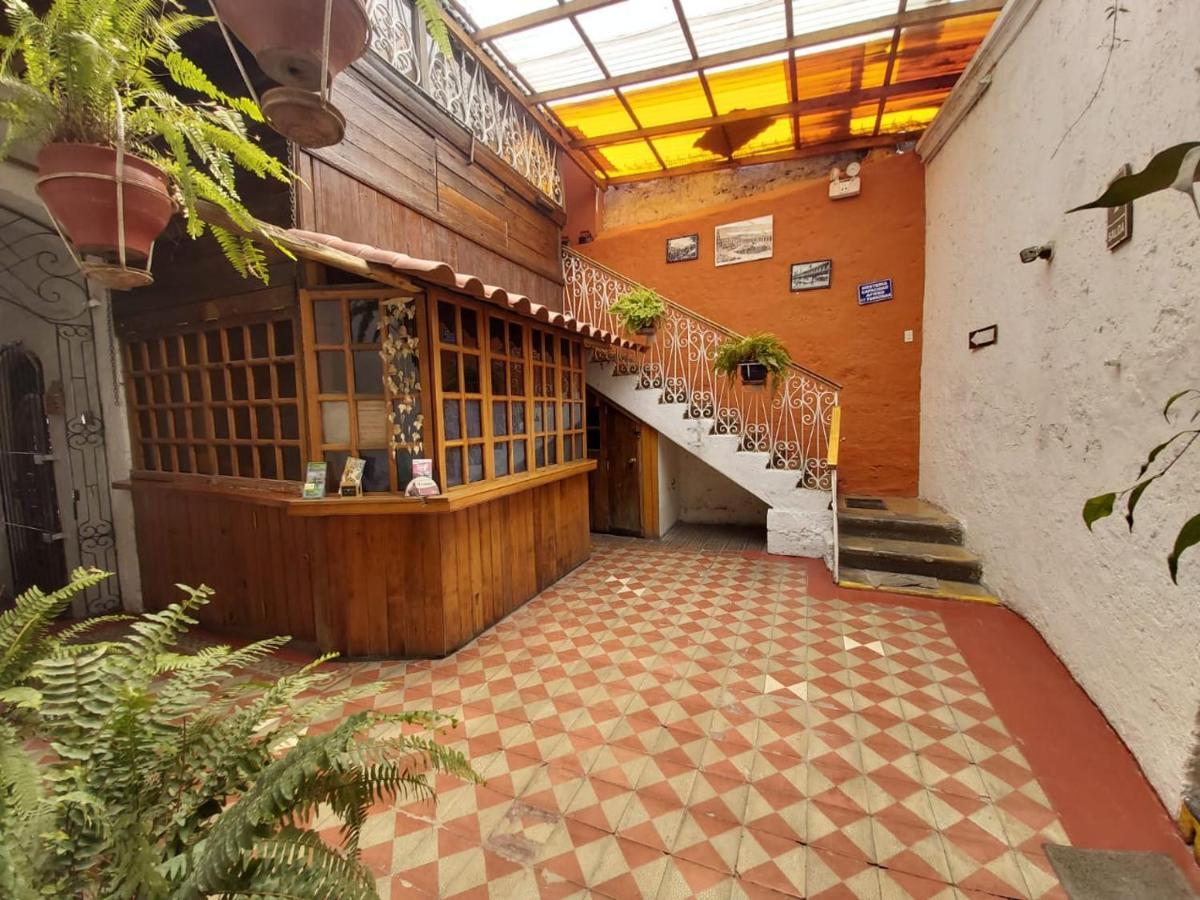 Hostal Lluvia De Oro Arequipa Exterior photo